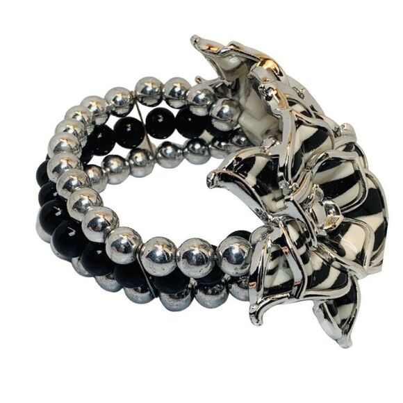 Vintage Black & White Zebra Print Multi Strand Silver Flower Stretch Bracelet 6” - Picture 5 of 6